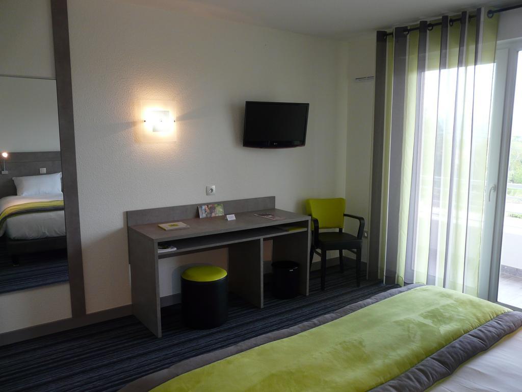 Hotel Le Chatard Sarcey Ngoại thất bức ảnh